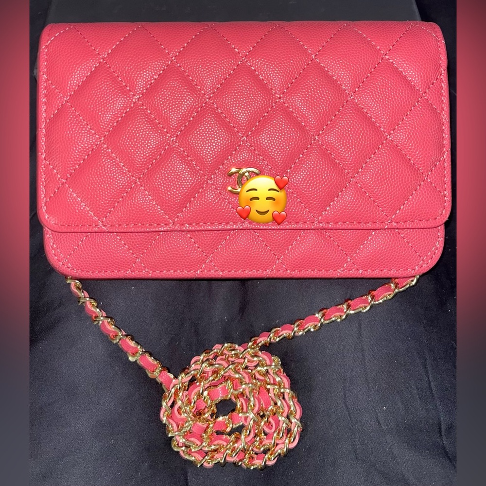 Chic Quilted Pink Leather Clutch - Picture 5 of 5